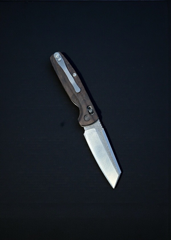 Balina model klipsli buton kilitli çakı